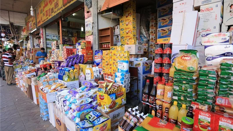 أسعار السلع اليوم.. الزيت والدقيق ينخفضان والجبن يرتفع