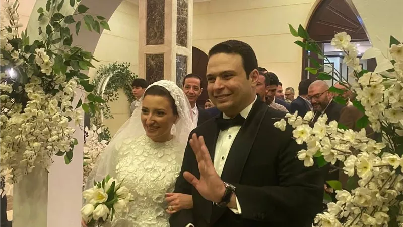 حزب العدل يهنيء عبدالمنعم إمام بعقد قرانه على الإعلامية شيرين مجدي