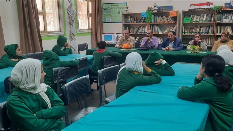 محافظ المنيا: بناء الوعي خط الدفاع الأول.. و
