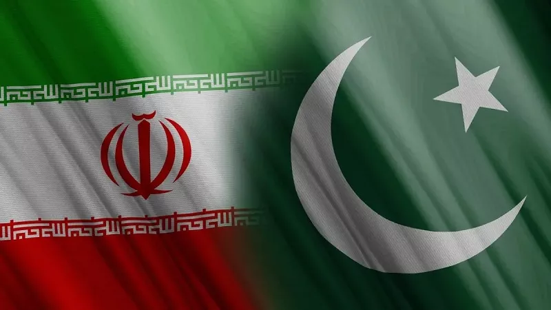 باكستان تعلن نجاح جهود الإفراج عن 52 بحارا إيرانيا