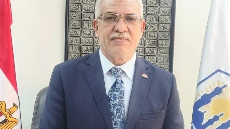 رغم الطقس السيئ.. محافظة الإسماعيلية: انتظام الدراسة بشكل طبيعي دون تعطيل