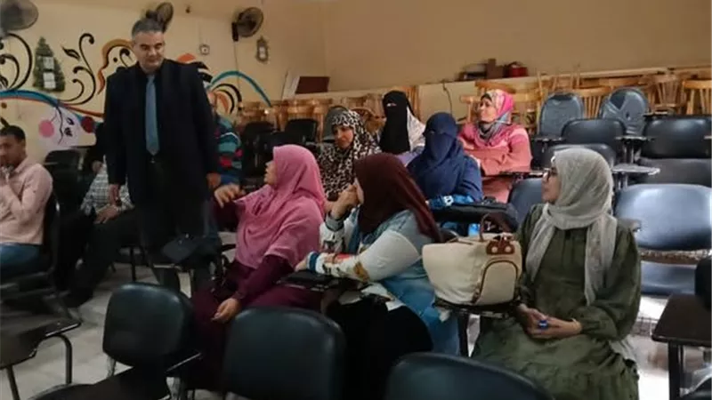 المعاهد الأزهرية ينفذ برامج تدريبية لتنمية مهارات المعلمين بمنهج الرياضيات