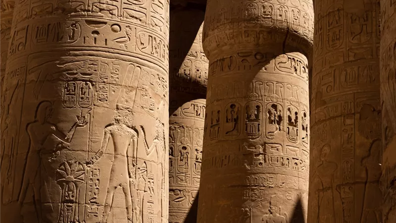 عقوبات مشددة لحماية الآثار ومنع التعديات