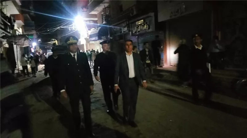 حملات مكثفة لمتابعة غلق المحال بمدينة ناصر تنفيذًا لقرارات الدولة 