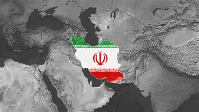 حسن جوني: سيناريو غزو الأراضي الإيرانية مستبعد بسبب التعقيدات الميدانية