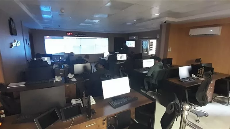 مركز السيطرة يرصد جهود الوحدات المحلية لضبط الشارع وتحسين جودة الخدمات