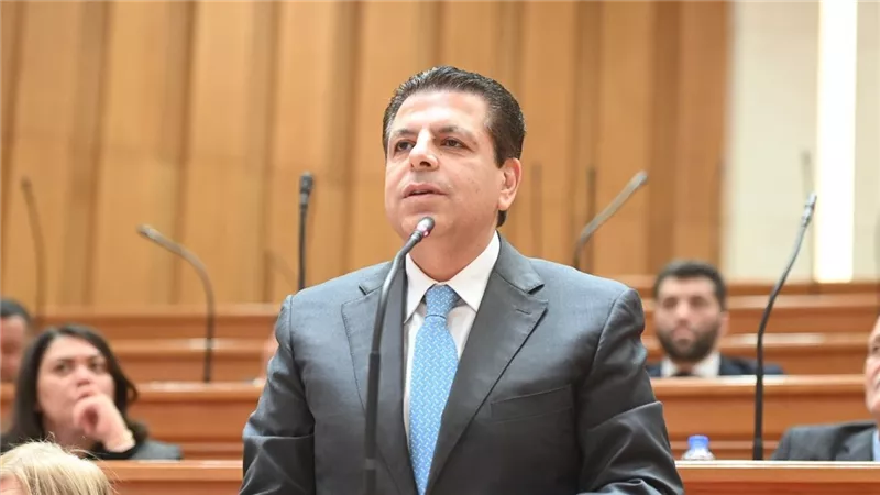 محمود سامي يرفض قرض الفرص والرفاهية: نمر بدوامة ويجب السيطرة على الديون