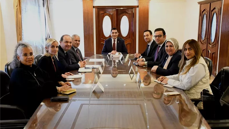 وزير الشباب والرياضة يلتقي الممثل الإقليمي لمنظمة الأغذية والزراعة