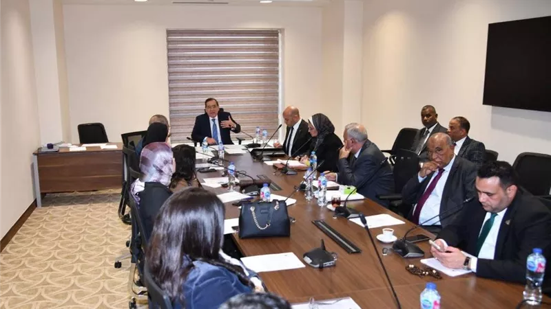 طاقة النواب تطالب الكهرباء بالالتزام بلوائح الإجازات.. والوزارة تستجيب
