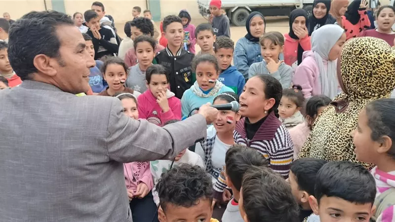 انطلاق القافلة الثقافية والمسرح المتنقل 