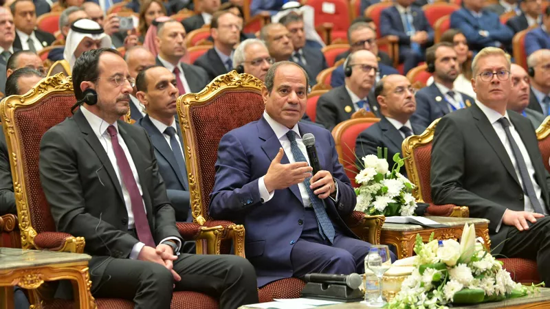خبير: الرئيس السيسي يحذر واشنطن من انهيار اقتصادي وأزمة عالمية|فيديو