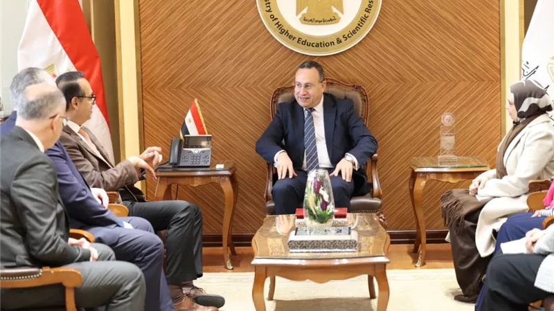 وزير التعليم العالي: خطة عمل مشتركة بين مصر وجامعة بون لربط البحث بالصناعة