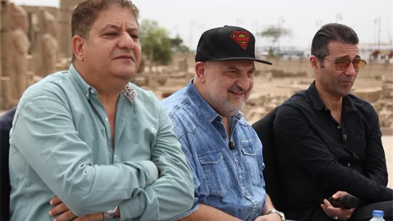   من المسرح إلى السينما.. خالد الصاوي يكشف أسرار مسيرته الفنية 