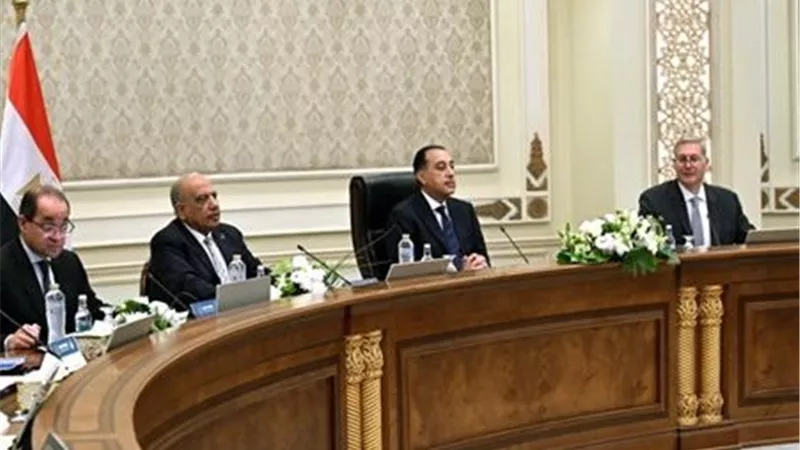 شراكات استراتيجية وتسهيلات مالية.. مخرجات اجتماع الحكومة مع مؤسسات الطاقة 