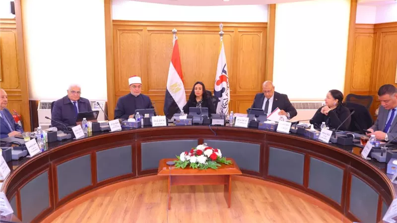 وزيرة التضامن ترأس اجتماع بنك ناصر وتكشف نمو السيولة وتطوير المسؤولية 