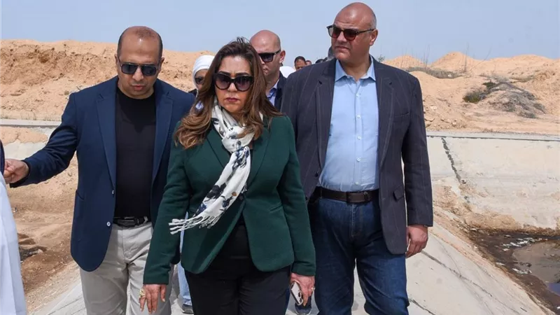 وزيرة التنمية المحلية ومحافظ الإسكندرية يتفقدان 
