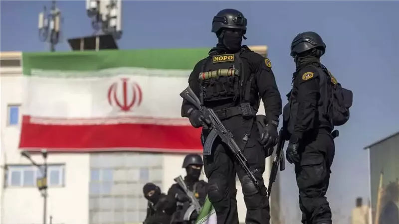 أطلقوا النار على الشرطة.. اعتقال 64 شخصًا بتهمة التآمر في إيران