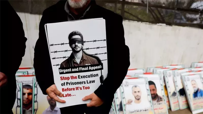نواب: قانون إعدام الأسرى يعزز سياسات التمييز والفصل العنصري ضد الفلسطينيين