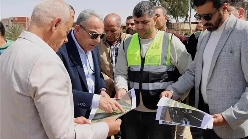 خلال جولته بالقنطرة غرب..محافظ الإسماعيلية توجيهات حاسمة لإنهاء العشوائيات