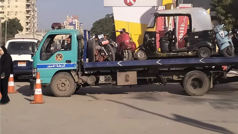 ضبط ٢١٤ مخالفة خلال حملة مرورية مكبرة بالغربية