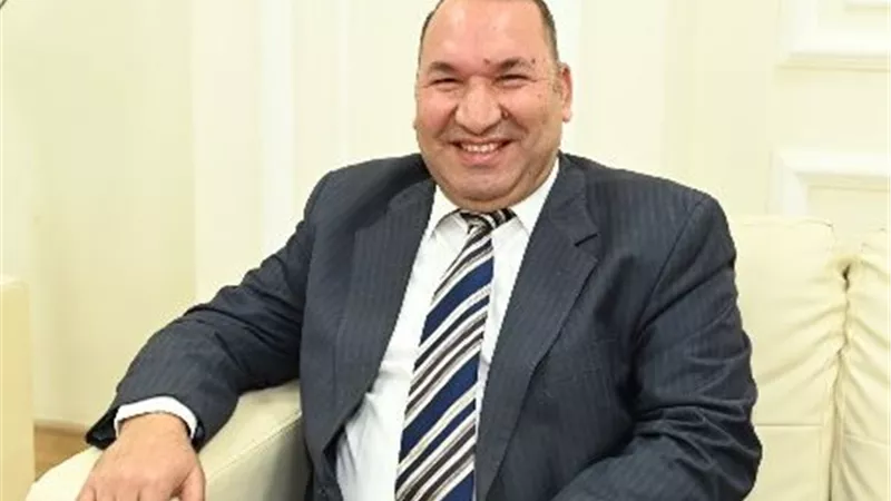 بعد توليه المنصب.. تعرف على أبرز محطات رئيس جامعة أسيوط الأهلية الجديد