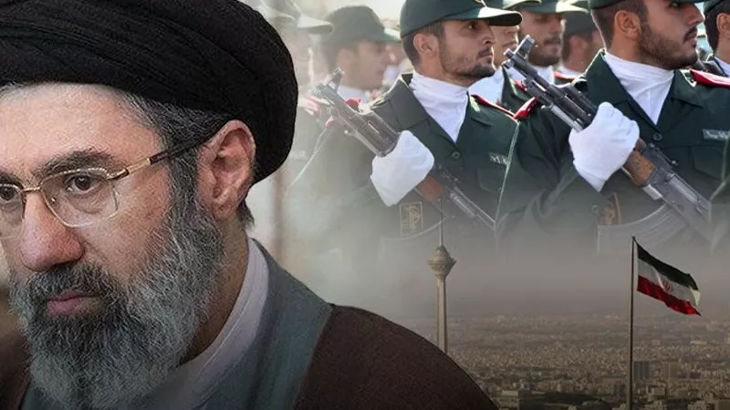 الحرس الثوري أم مجتبى خامنئي.. من صاحب الكلمة العليا في إيران؟|خبير يوضح