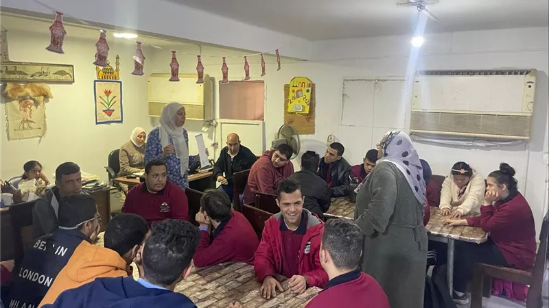 «أتوبيس الفن الجميل» ينظم جولة تثقيفية للأطفال ذوي الهمم بالمتحف المصري