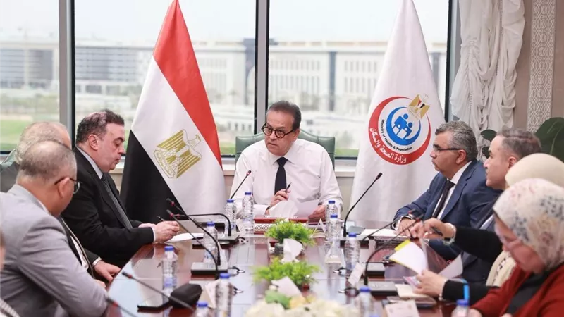 وزير الصحة يتابع إنشاء مستشفى هليوبوليس الجديدة