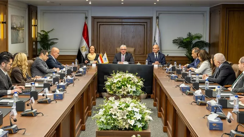 إطلاق البرنامج الوطني للهيدروجين لتعزيز مكانة مصر كمركز للطاقة الخضؤاء 