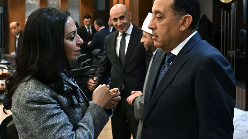 مدبولي يشكر وزيري الصحة والتضامن على تقديم الدعم لأطفال غزة