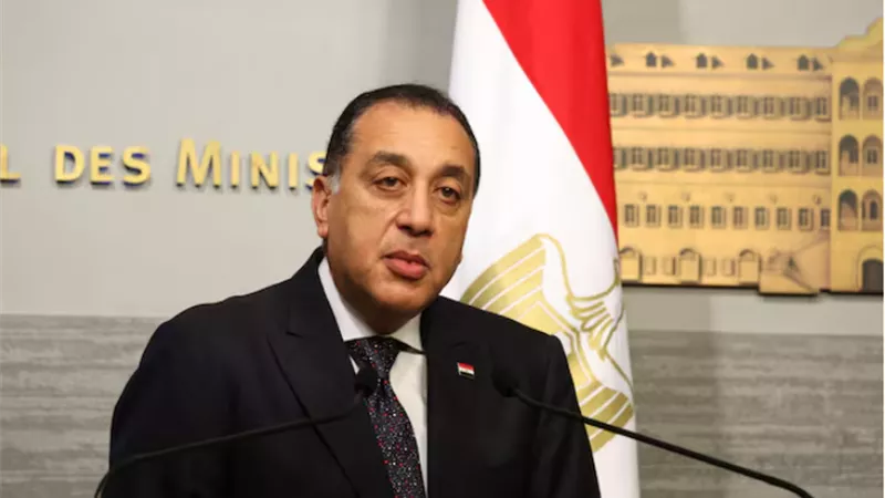 مدبولي: استمرار غلق المحال والمطاعم حتى 27 أبريل باستثناء المناطق السياحية