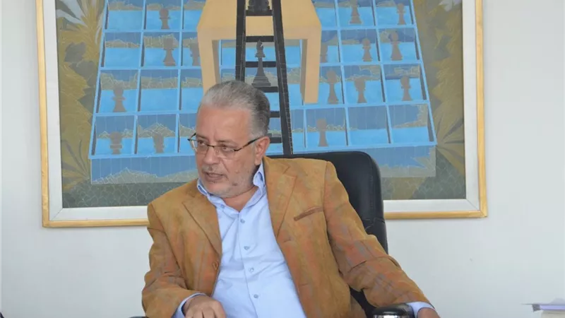 في ذكرى ميلاده.. محطات في حياة الفنان التشكيلي وليد قانوش