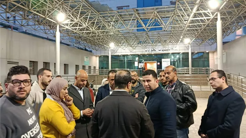 رئيس فرع الرعاية الصحية بالإسماعيلية يتفقد المجمع الطبي