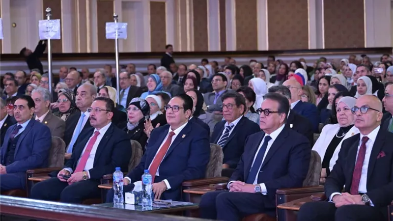 بالذكاء الاصطناعي ومئوية تاريخية.. جامعة القاهرة تفتتح مؤتمر طب الأسنان 