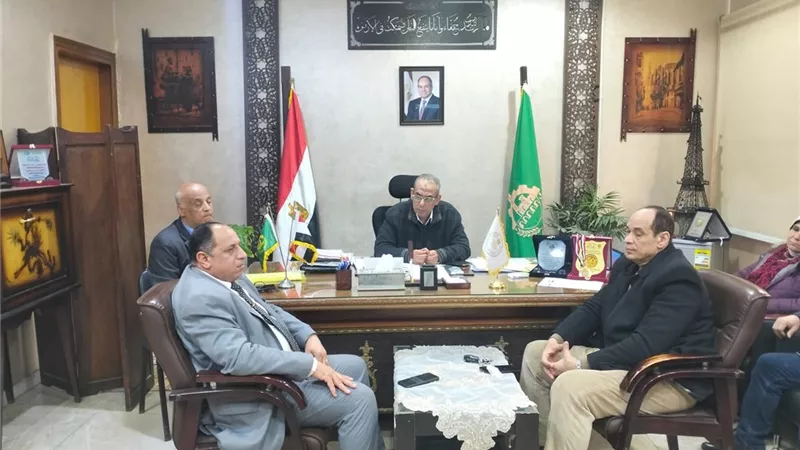 تعليم القليوبية يفرض إجراءات حاسمة لضبط المدارس ومنع الموبايل والتبرعات