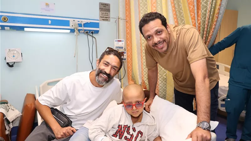 لدعم الأطفال.. حمزة العيلي وخالد كمال يزوران 
