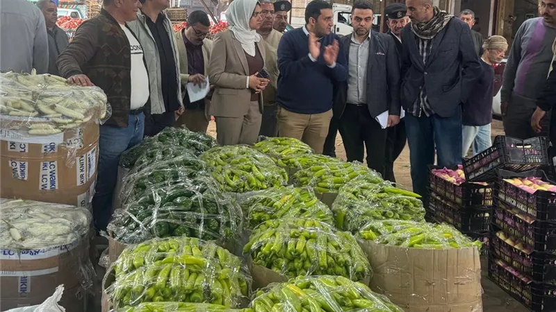 لمواجهة التلاعب.. القليوبية تشن حملة مكبرة لضبط الأسواق بسوق الجملة ببنها