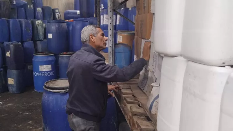 الغربية: ضبط 2 طن كلور ومواد منتهية الصلاحية بطنطا 