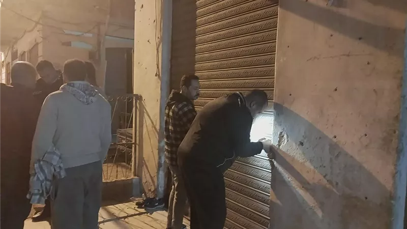 غلق 6 محال وتغريم مخالفين 8 آلاف جنيه لمخالفتهم مواعيد الغلق بالإسكندرية 