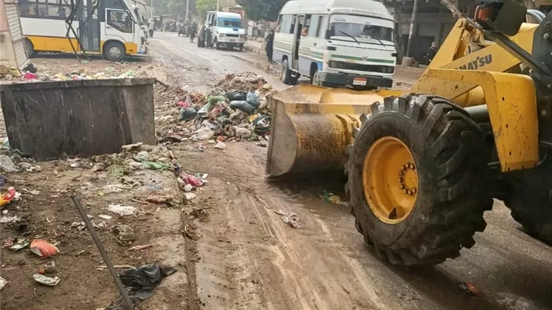 حملات مكثفة للنظافة بالمنيا ترفع 65 طن مخلفات وتعيد الانضباط  للشوارع