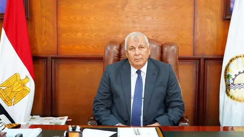 محافظ مطروح يعتمد نظام العمل 