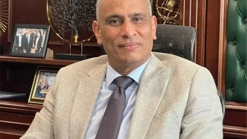 محافظ كفرالشيخ يعلن تطبيق العمل عن بُعد يوم الأحد أسبوعيًا لمدة شهر تنفيذً