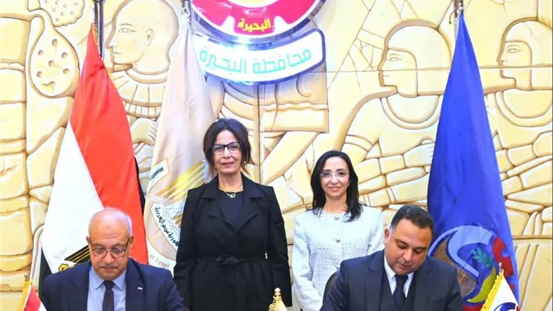 وزيرة الثقافة: الفترة المقبلة ستشهد خطوات جادة في تطوير «مكتبة البلدية»