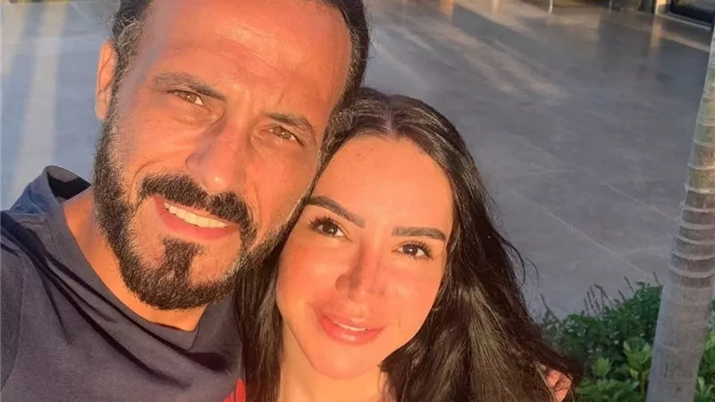 بعد رسالة غامضة.. إنجي علاء تكشف تفاصيل علاقتها بطليقها يوسف الشريف