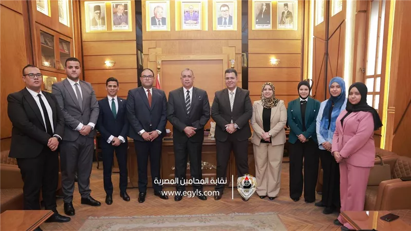 نقيب المحامين يبحث التعاون مع الأكاديمية العربية للتدريب وفض المنازعات