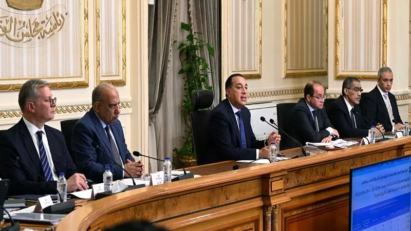 بدء تطبيق العمل عن بُعد اليوم بالجهات الحكومية لمدة شهر