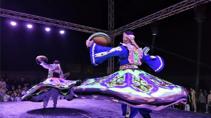 عروض فنية وورش إبداعية في انطلاق فعاليات المسرح المتنقل بالفيوم