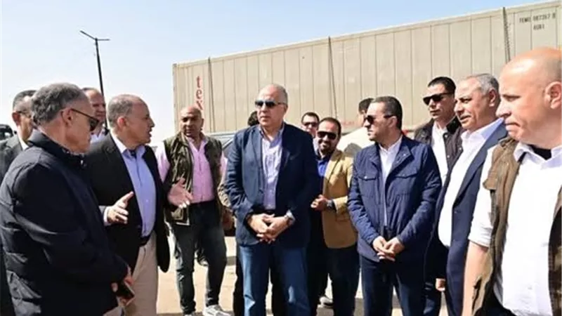 وزير الري ومحافظ المنوفية يتفقدان 