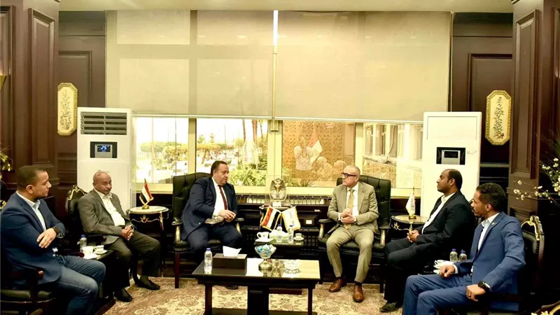 محافظ الأقصر يستقبل النقيب العام لمهندسي مصر والوفد المرافق له