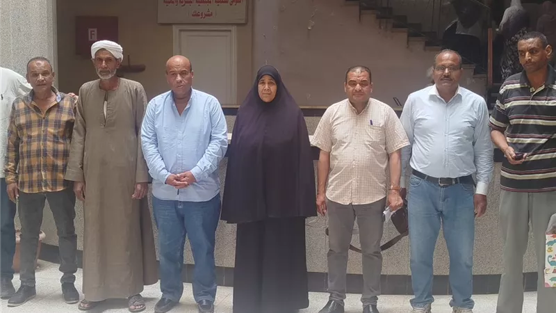 تكريم أربعة من العاملين بمركز ومدينة الزينية لبلوغهم سن المعاش بالأقصر